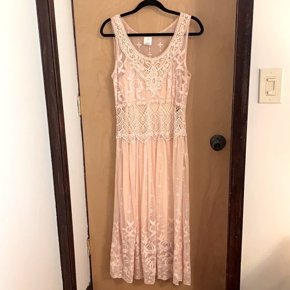 Sundance blush pink lace dress with removable slip
